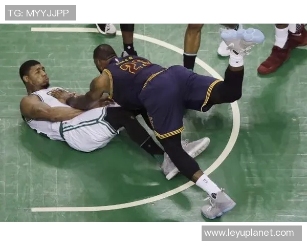 狄龙回应外界质疑称打球风格独特身边人始终支持我